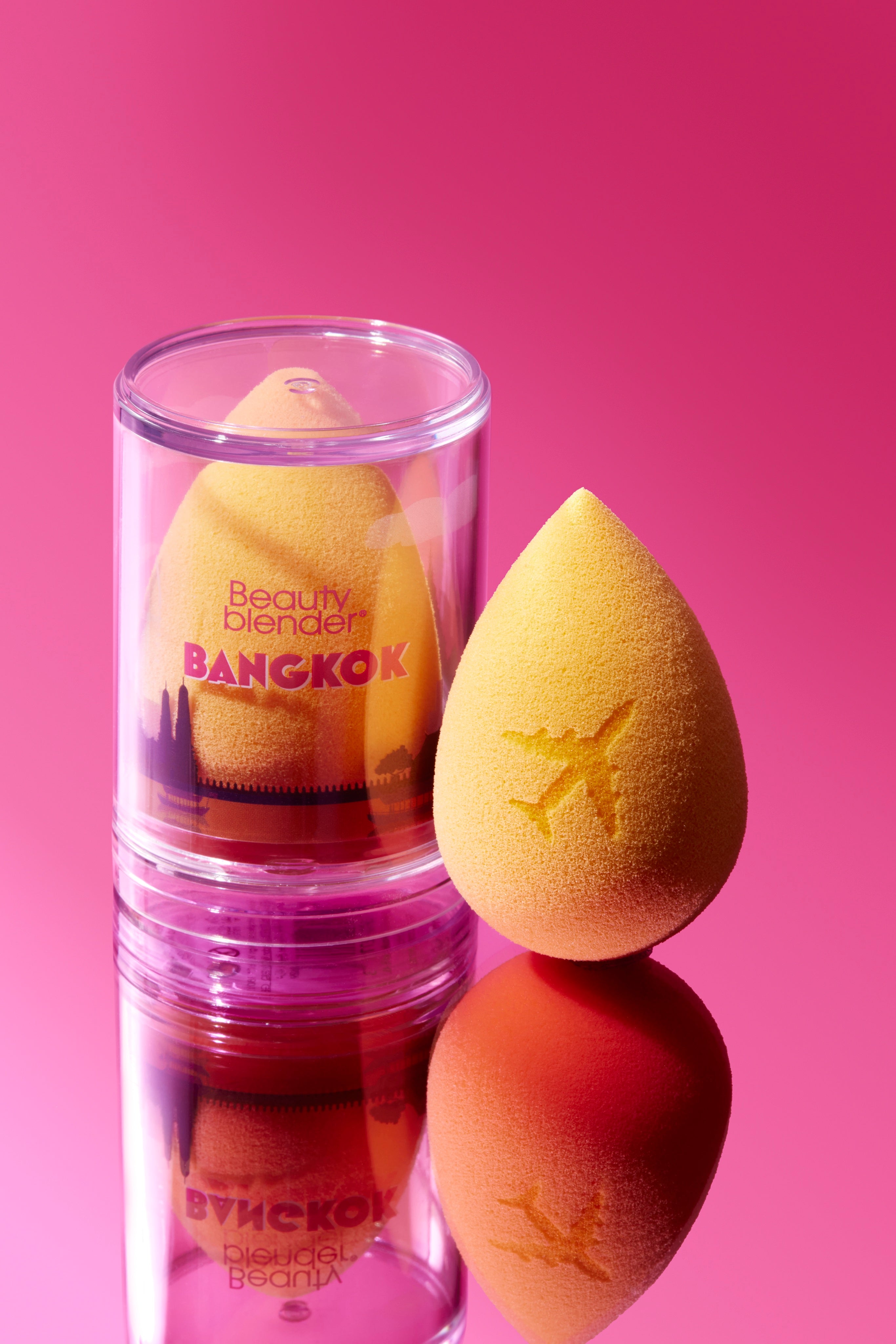 Beautyblender Bangkok: Makeup Sponge view 2
